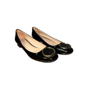 Tory‎ Burch Twiggie Gold Medallion Pump Black Patent Leather Wedge Slip On Sz 6